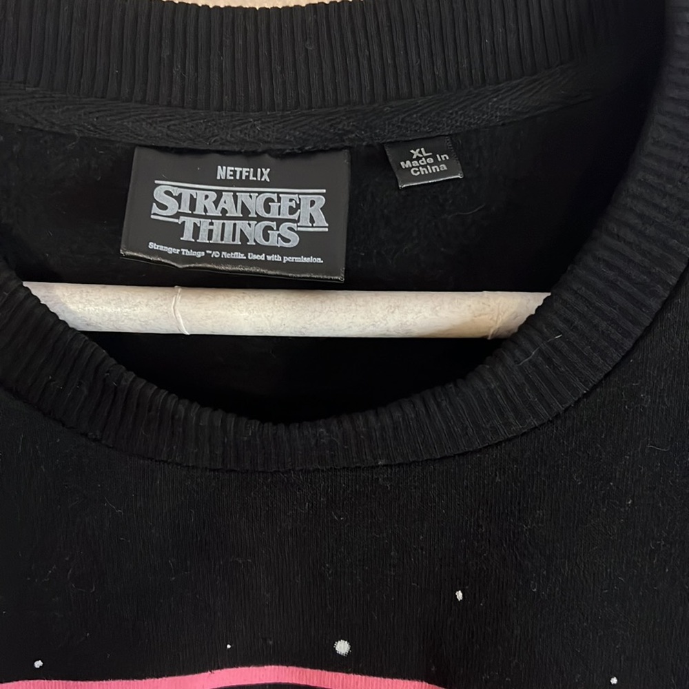 Stranger Things Sweatshirt - Picture 5 of 6